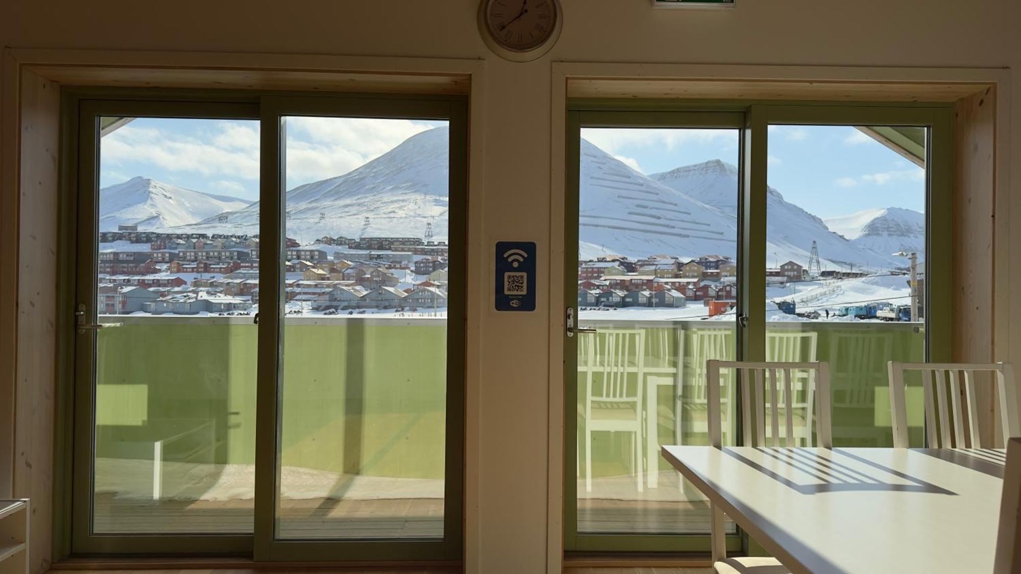Hostel Russkiy Dom Longyearbyen