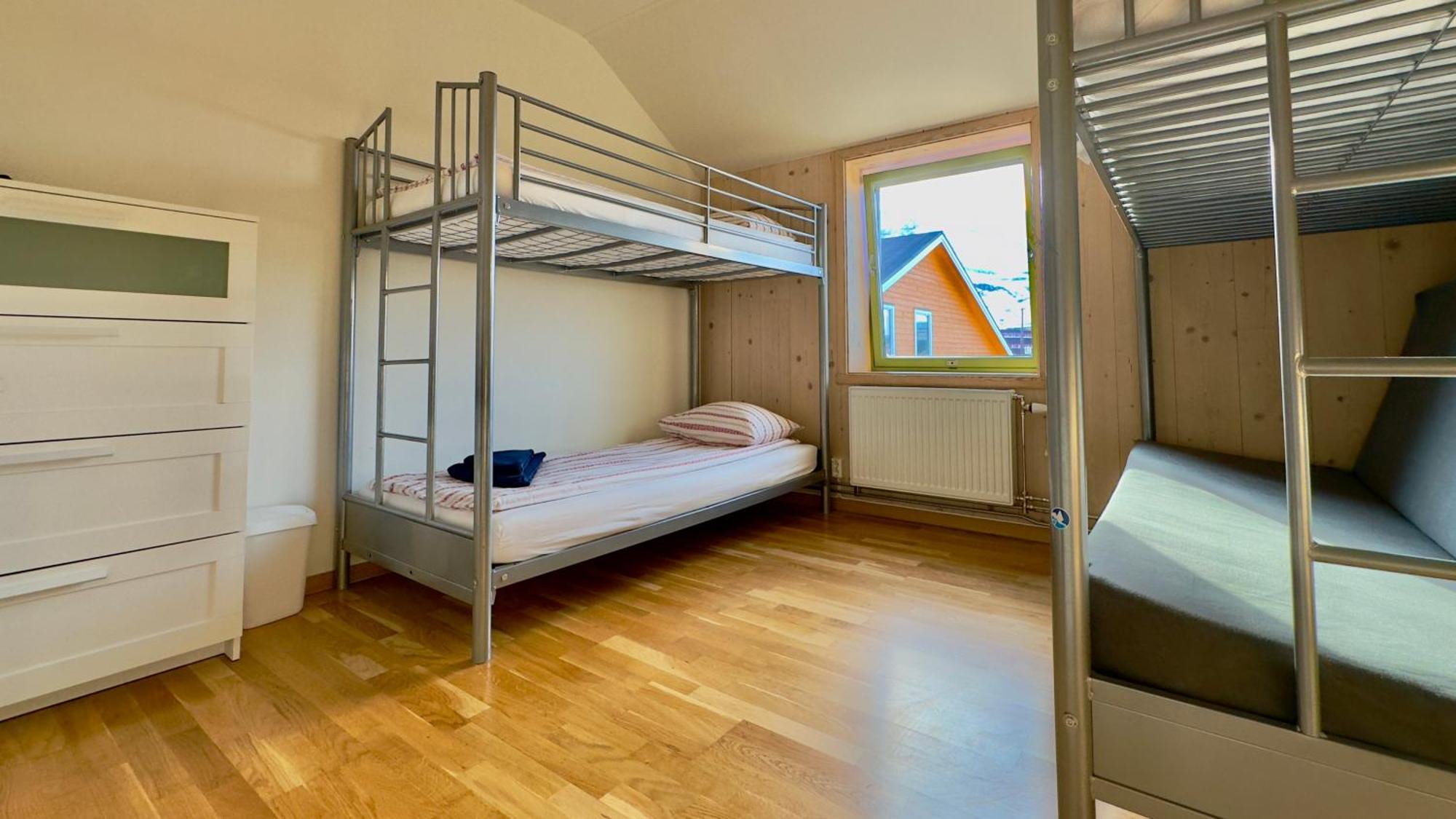 Russkiy Dom Hostel Longyearbyen